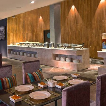 Avana Laemchabang Hotel Сирача Экстерьер фото