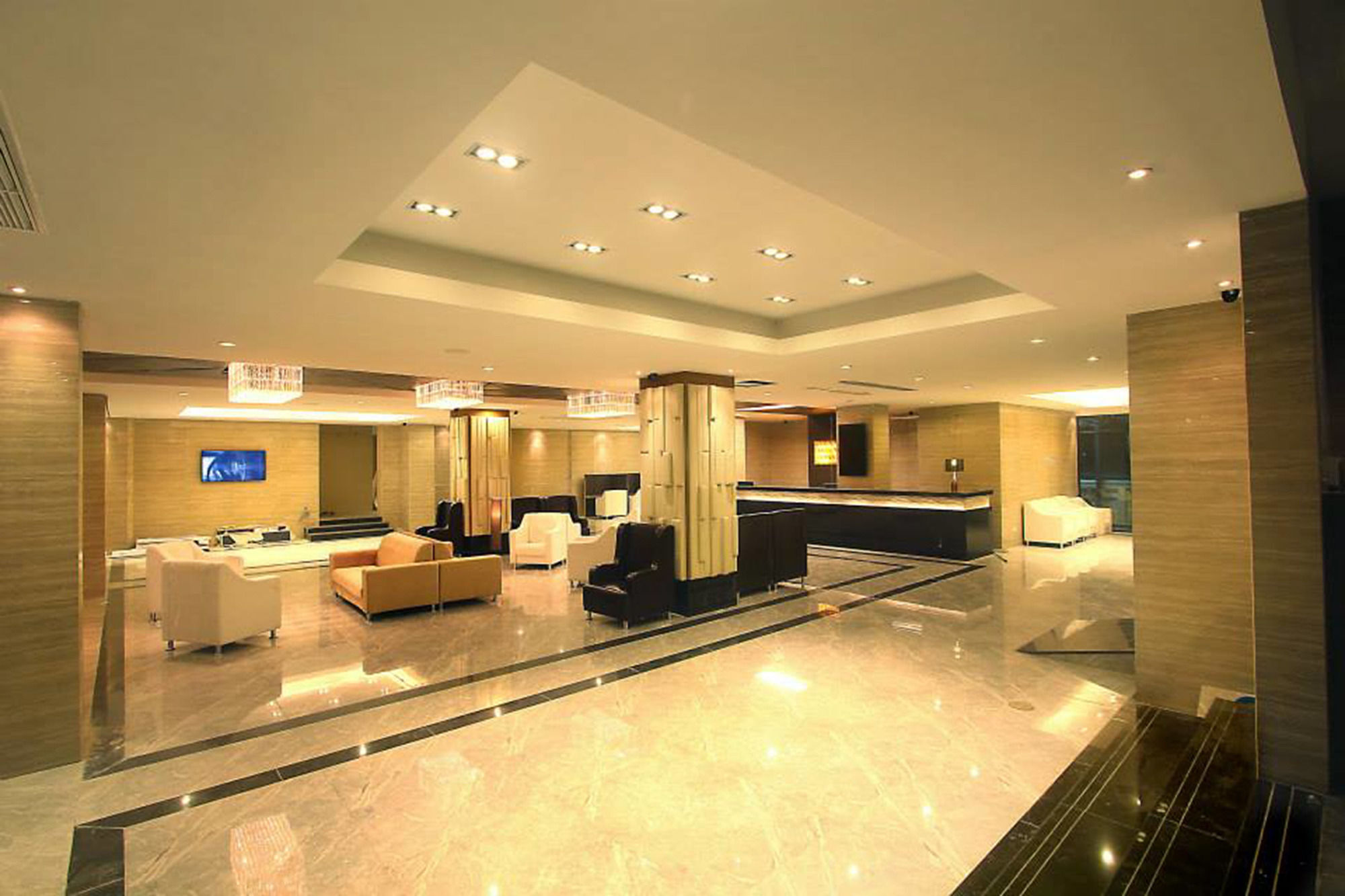Avana Laemchabang Hotel Сирача Экстерьер фото